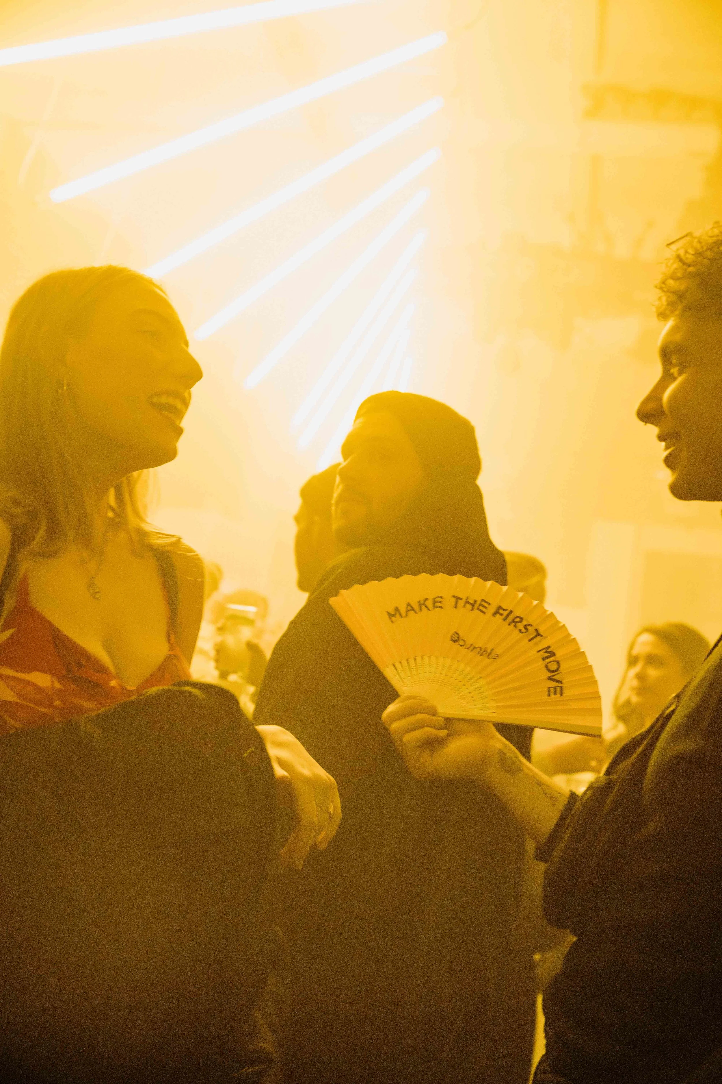 Bumble_DominoEffect_VDay_Berlin_15.jpg