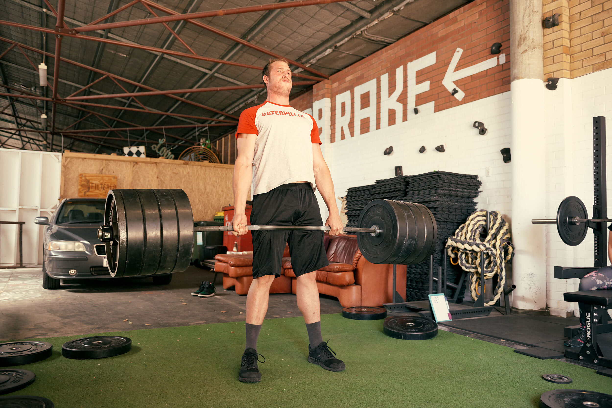 west-coast-barbell-club-deadlift.jpg