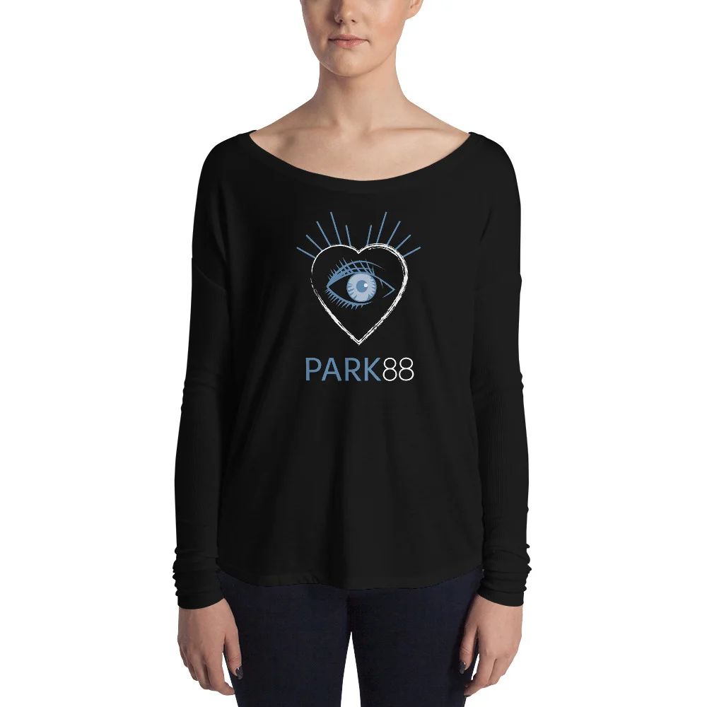 PK88-7x9-LtBlu-whiteadded_mockup_Front_Woman_Black.jpg