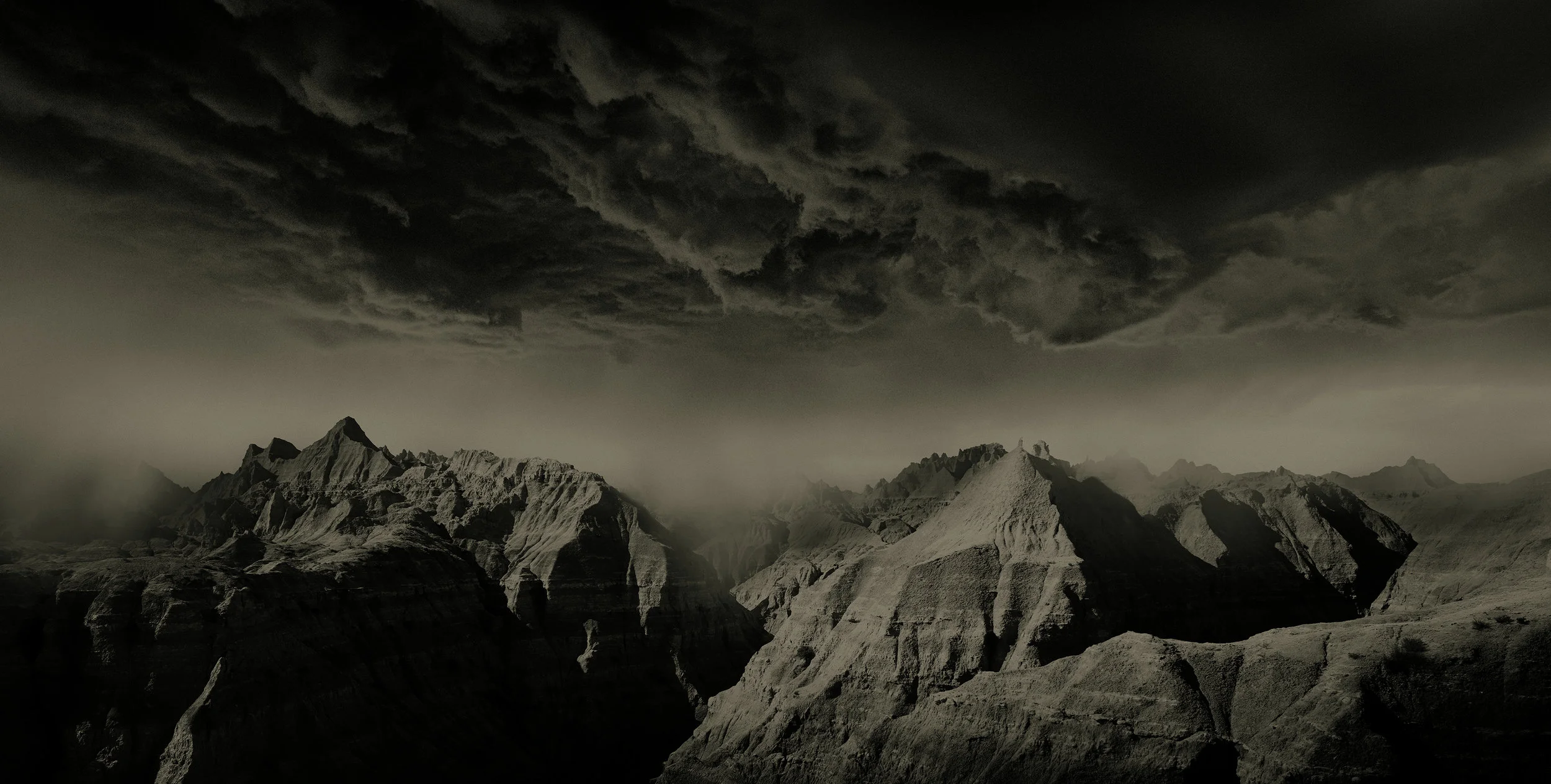 BADLANDS-SOUTH DAKOTA.jpg