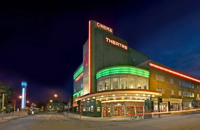 Stephen-Joseph-Theatre-photo-by-James-Drawneek-700x455.jpg