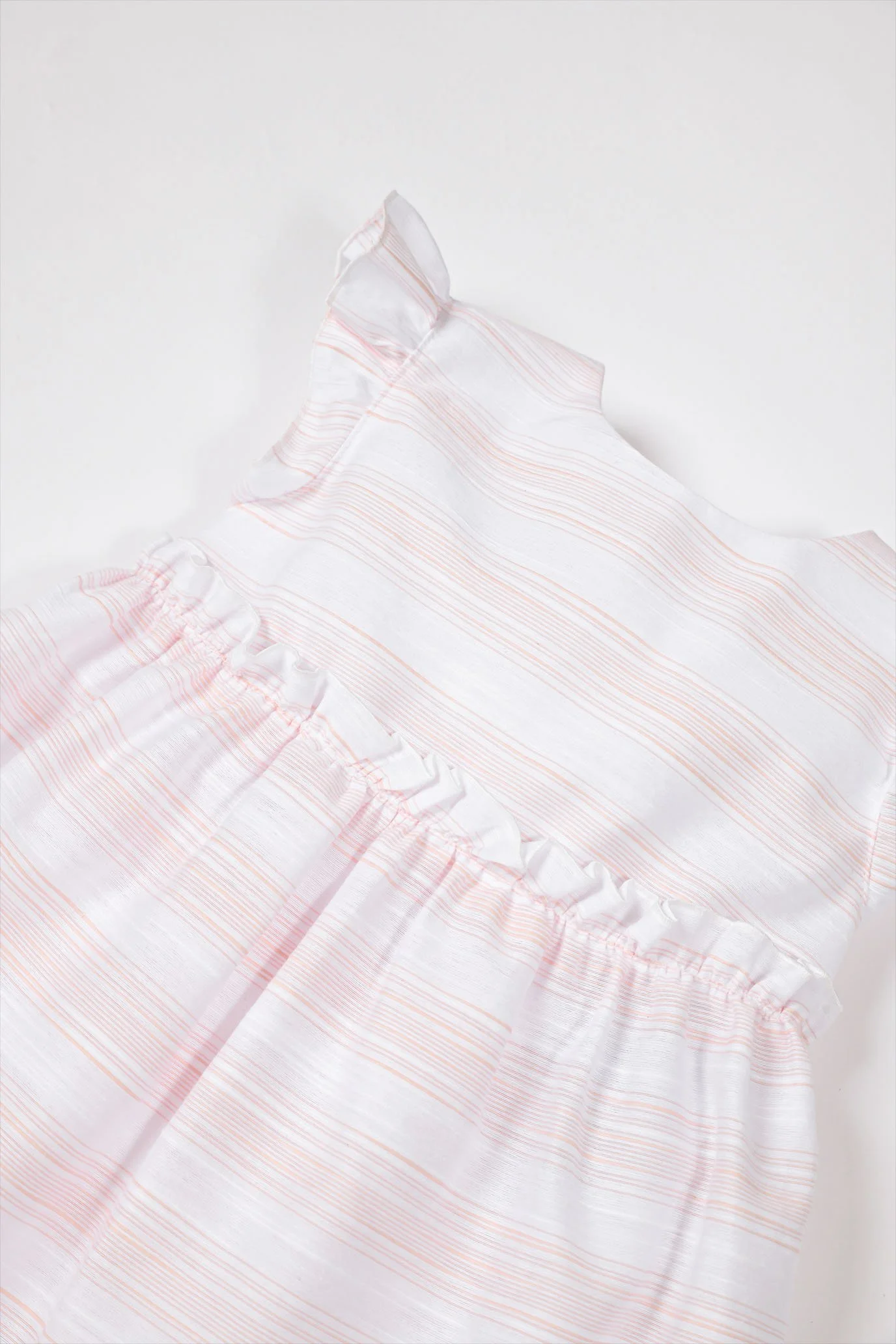 Vestito in raso fiammato a righe rosa dettaglio.jpg