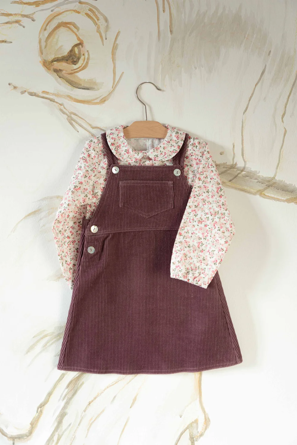 Vestito salopette bambina velluto malva — Crochette