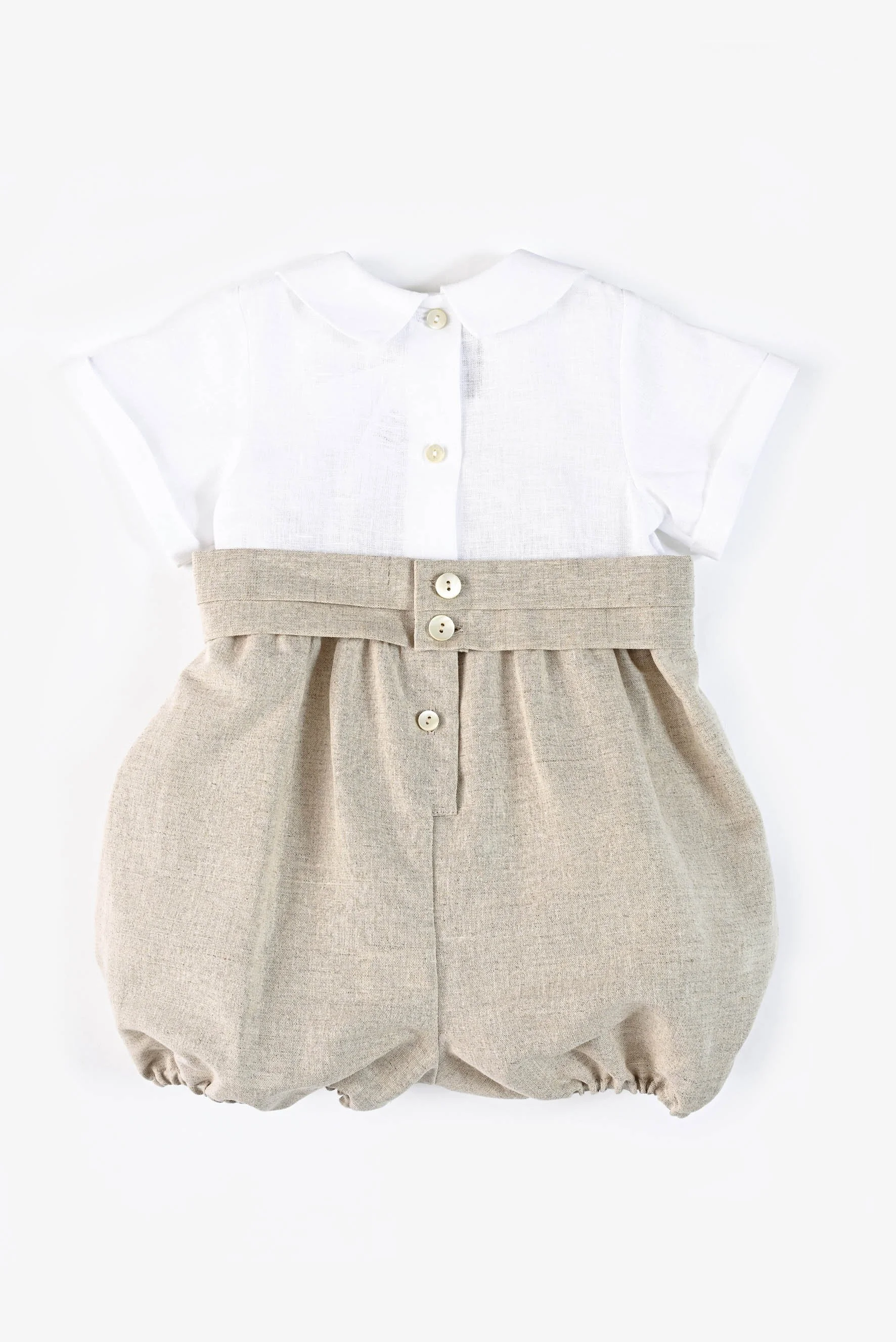 Pagliaccetto cerimonia lino bianco e lino beige retro.jpg