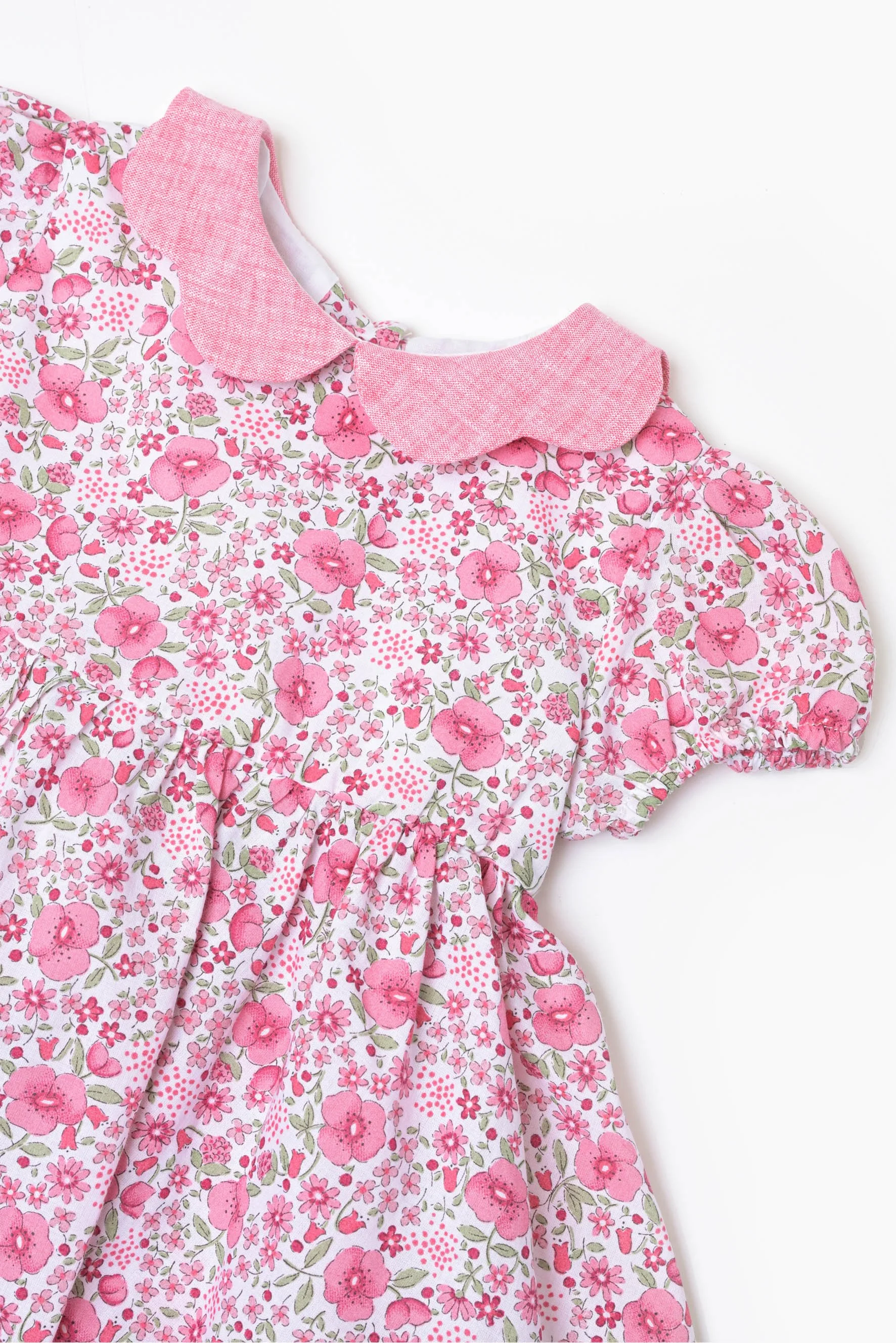 Vestito bambina lino fiore rosso dettaglio