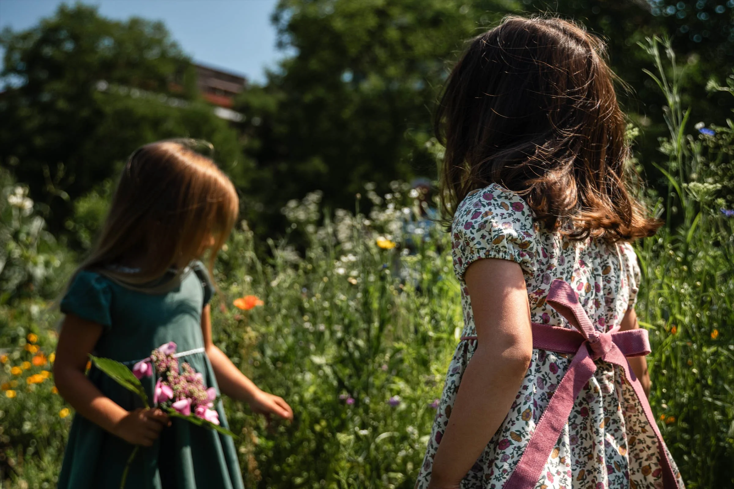 Abiti bambina fiori e velluto Crochette