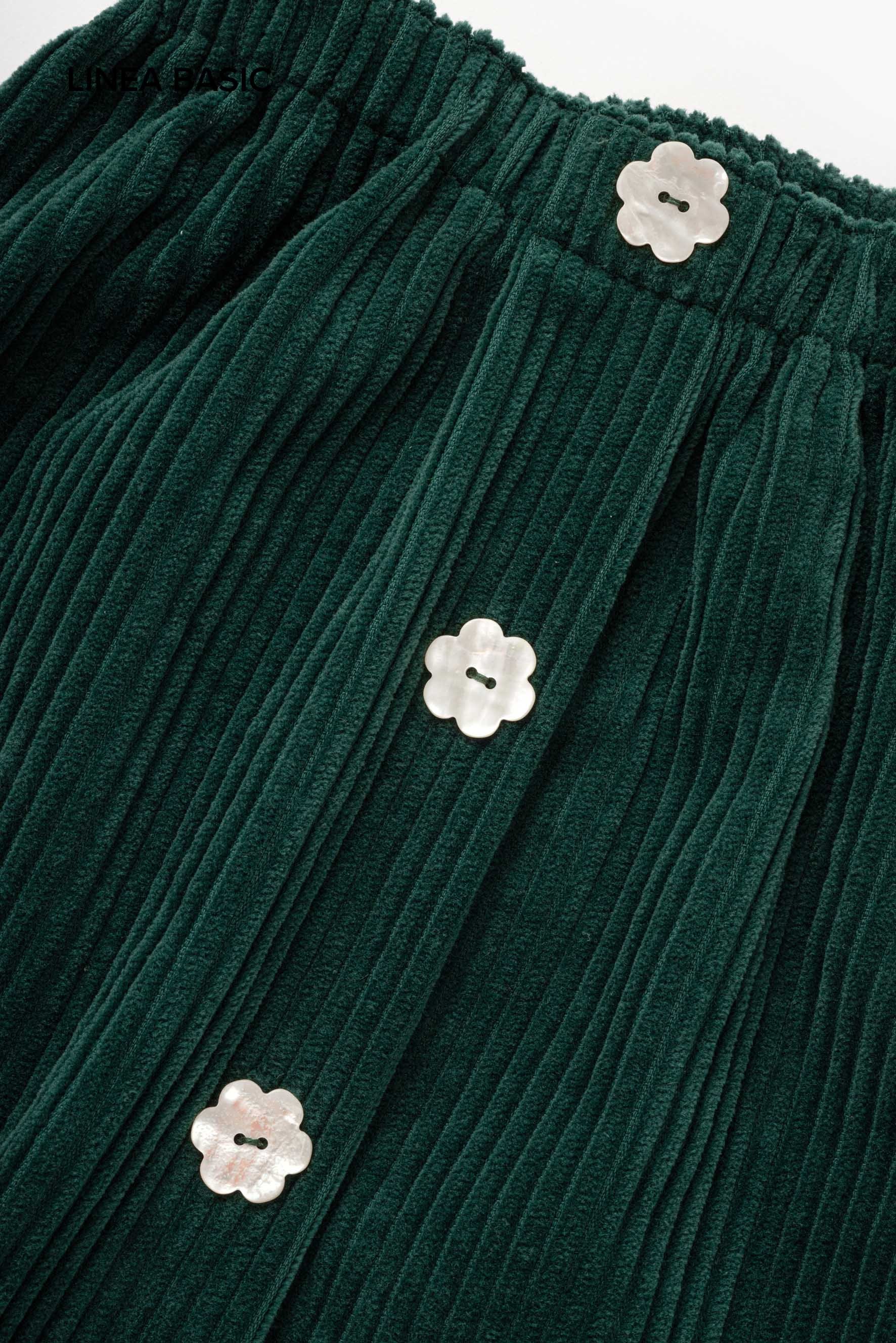 Gonna trapezio bambina velluto a costa larga verde foresta dettaglio bottone a fiore in madreperla