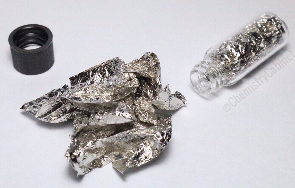 Palladium metal element 46 sample ~0.1 gram 99,99% in labeled glass vial 