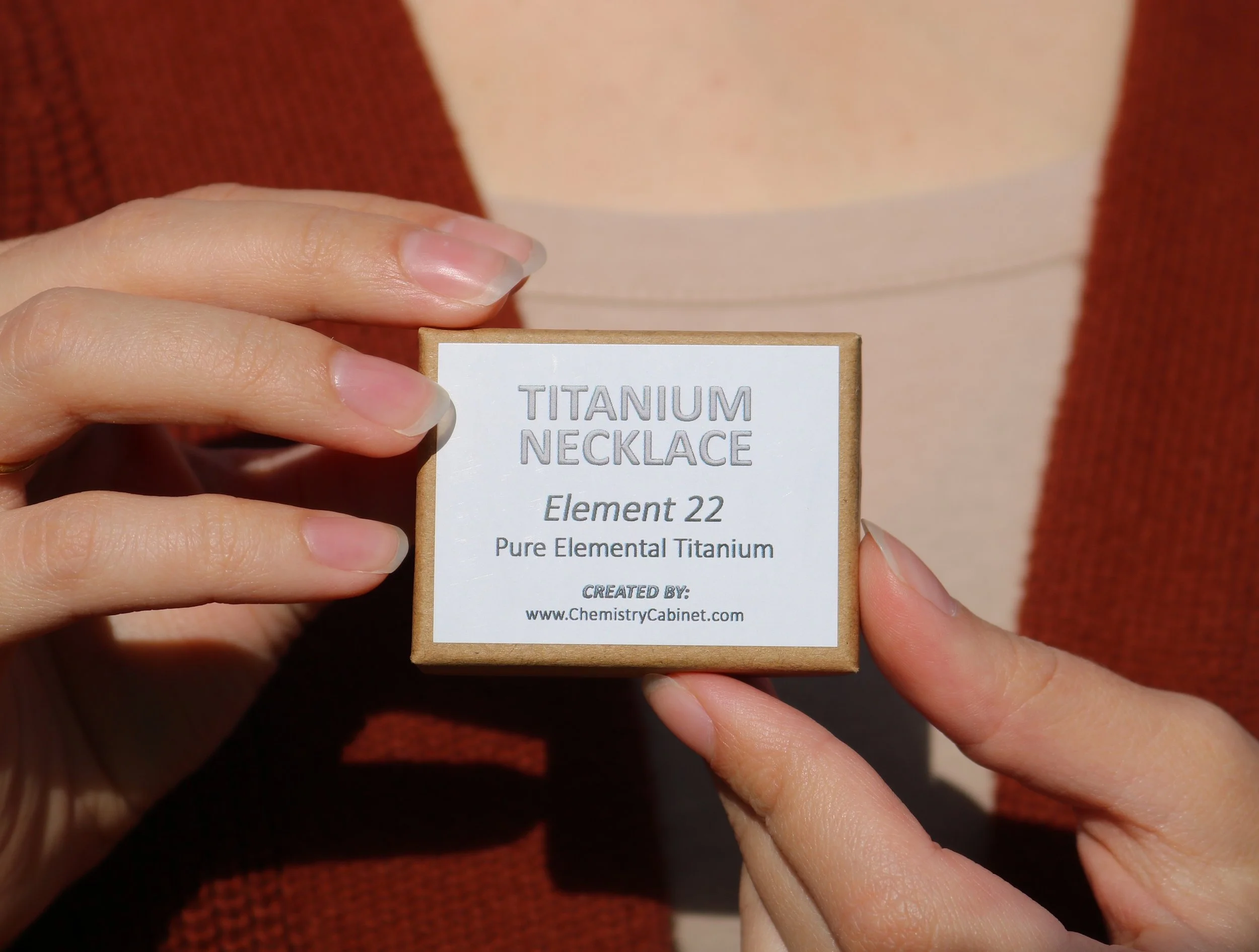 titanium necklace box .JPG