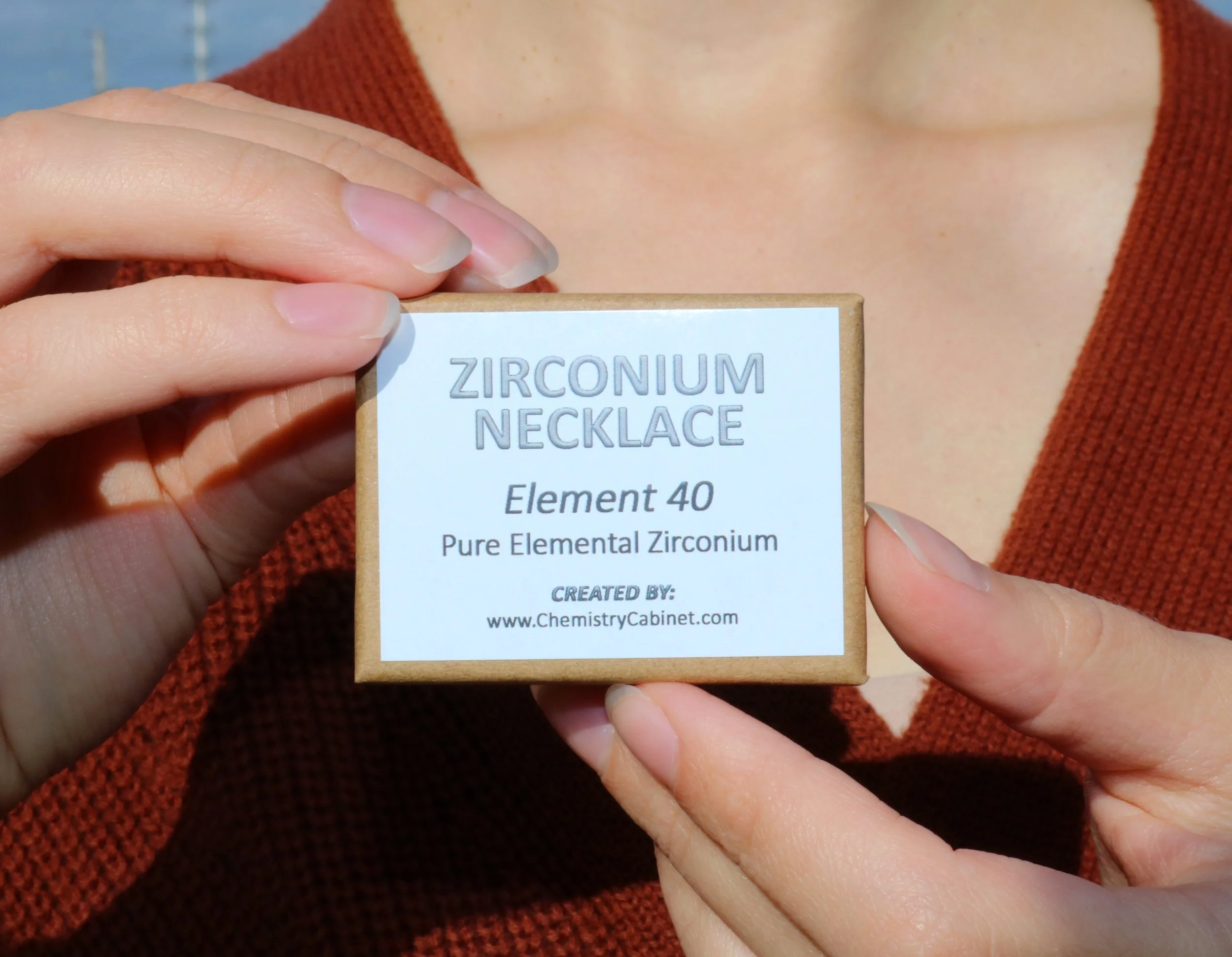 zirconium necklace box .JPG