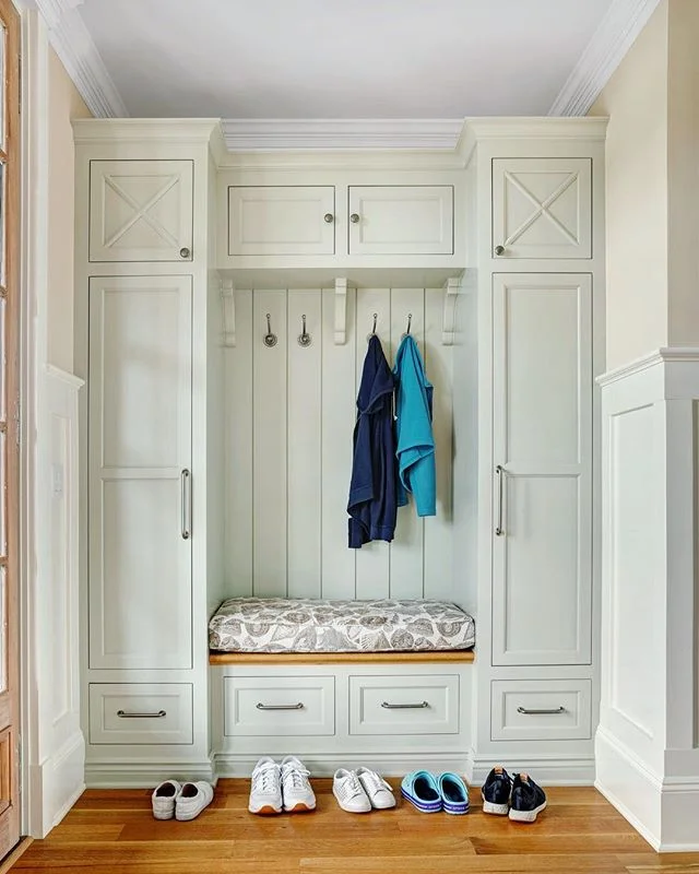 We love working with our homeowners to create something custom to their living space! This entry way is just one example of some of our custom work!