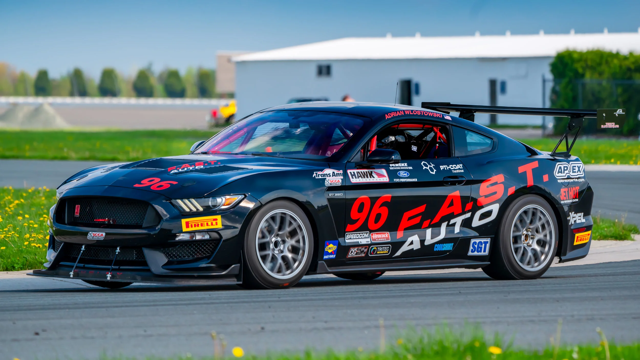 Adrian GT FAST Web-.jpg