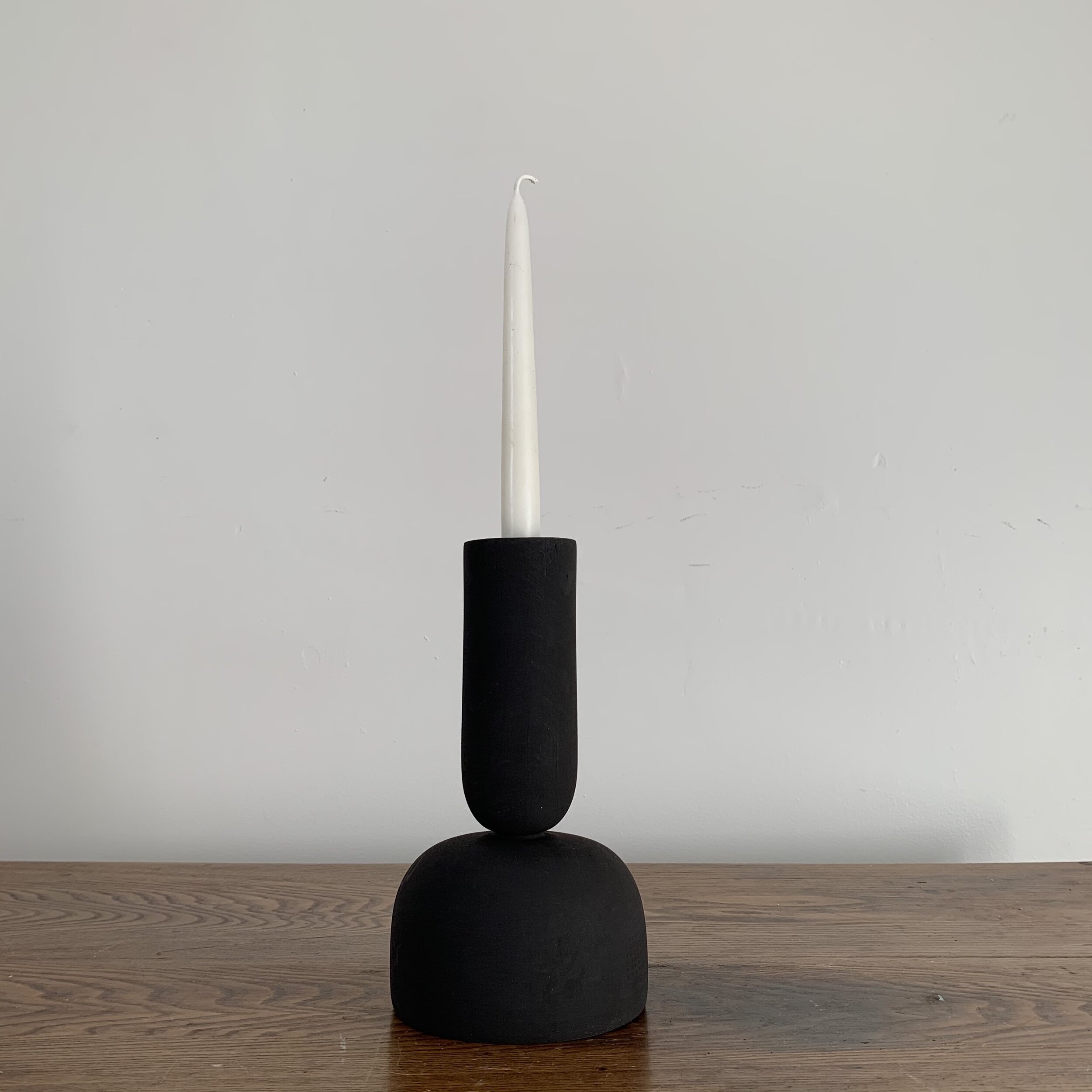 Pine Holder in Black