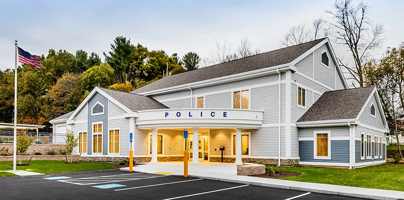 West_Boylston_PoliceCBA-WBP-Exterior-792x393.jpg