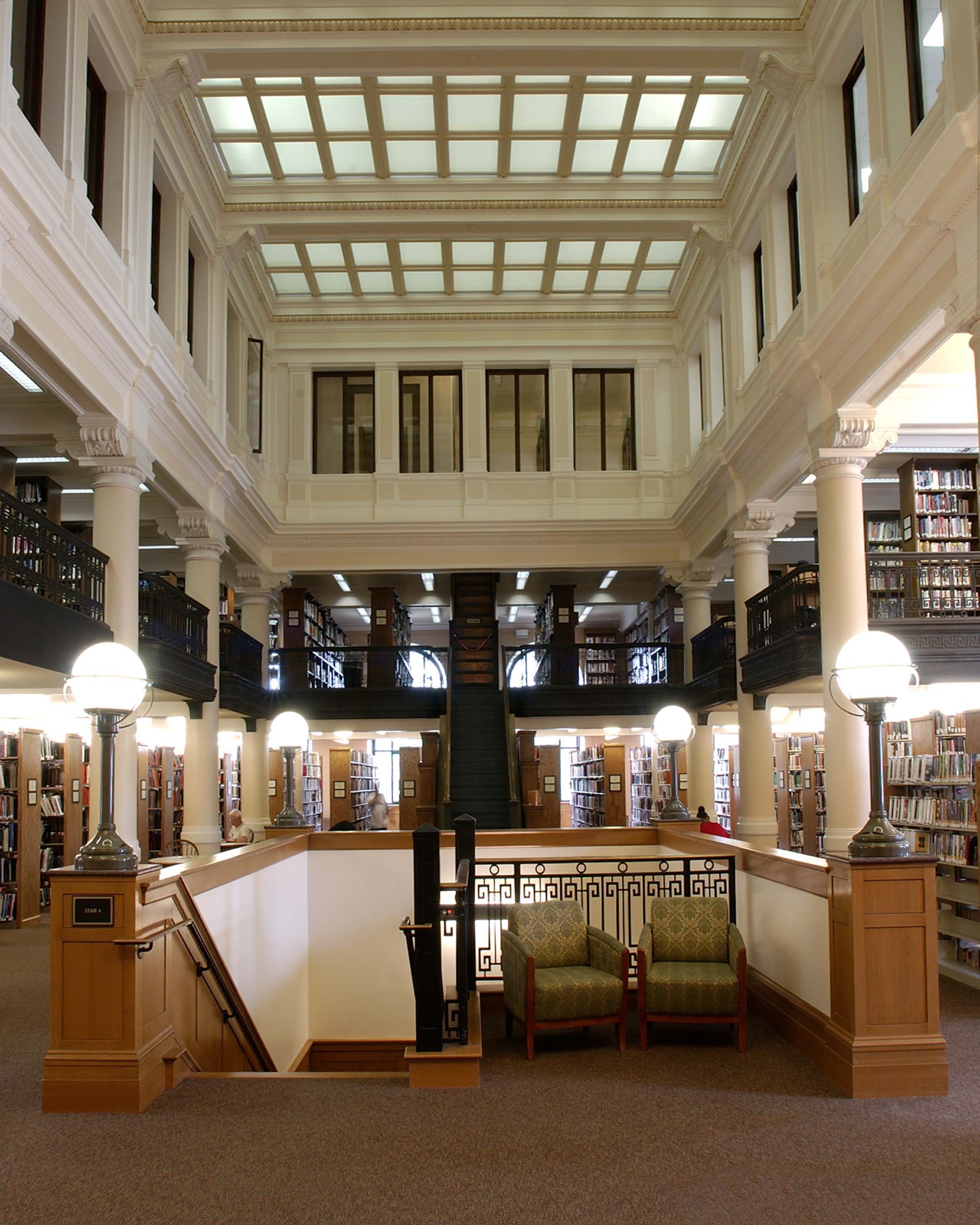 Springfield_Central_Library_interior_tall_best.jpg