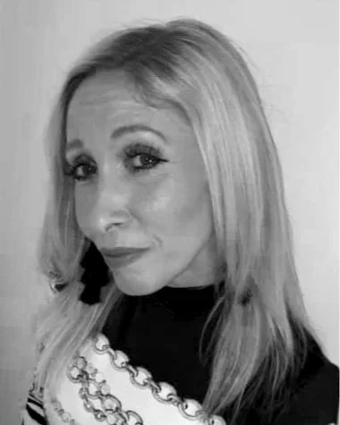 Michelle is a lecturer at the University College Birmingham. After 10 years salon experience, Michelle started teaching Beauty Therapy at the UCB in 1999 through Protocol Professional teaching agency. After 10 years she started teaching on Level 3 Theatrical, Special Effects, Hair and Media Make-Up. In 2013 Michelle became year manager on the programme and is now year manager on the Level 2 Hair and Media Make-Up.