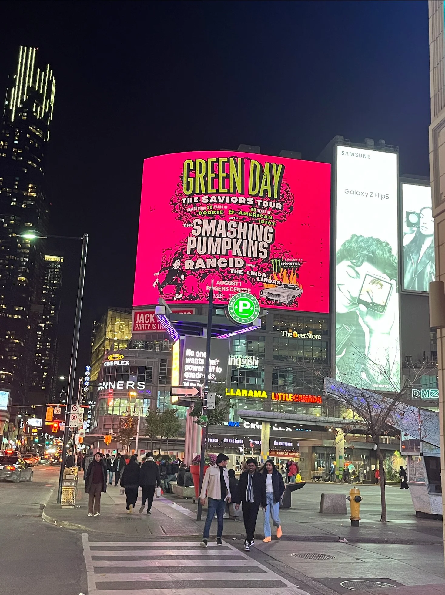 GreenDay_Toronto.jpg