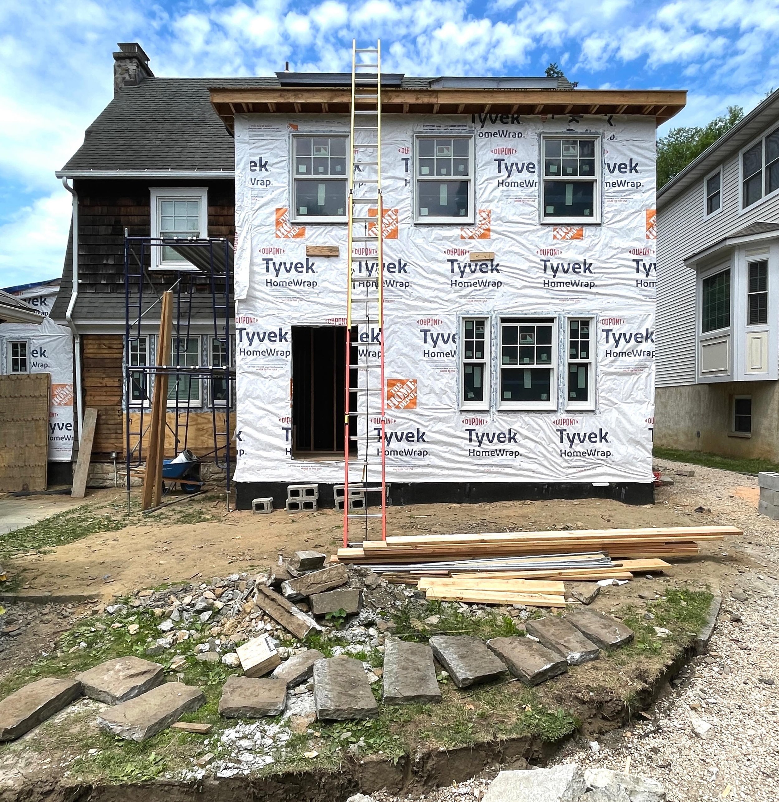 West addition is finally framed. #reidarchitecture #westchestercounty #residentialaddition