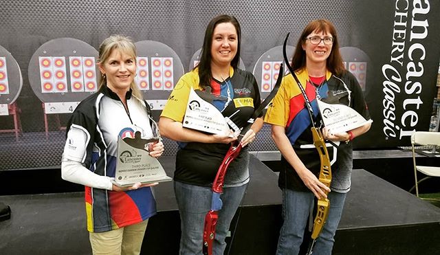 As most of you know we took part to this year Lancaster Archery Classic as sponsor for the barebow division and here we have one of our favourite pictures with the podium of the women_s barebow division. Two out of three straight out of the Spiga Fam.jpg