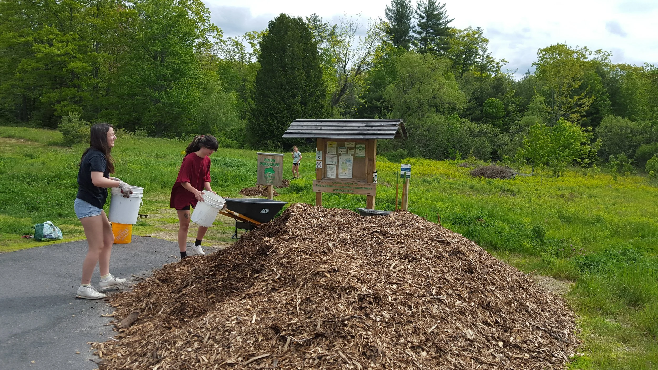 Clean-up with EcoReps at Pride Preserve