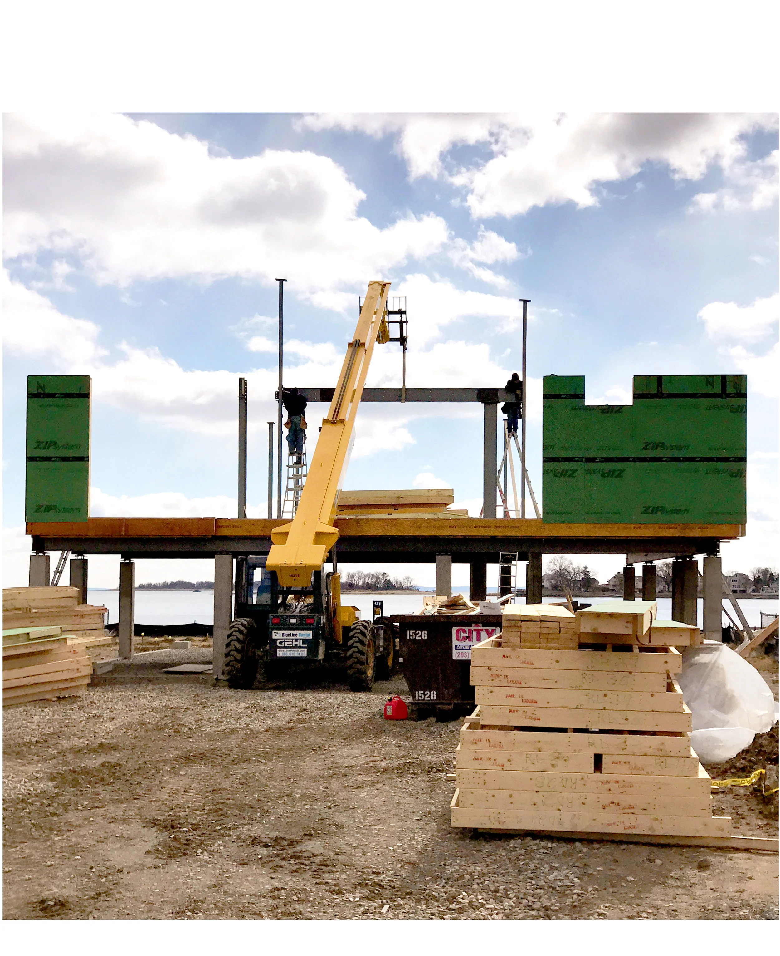 turkel_modern_design_prefab_home_assembly.jpg