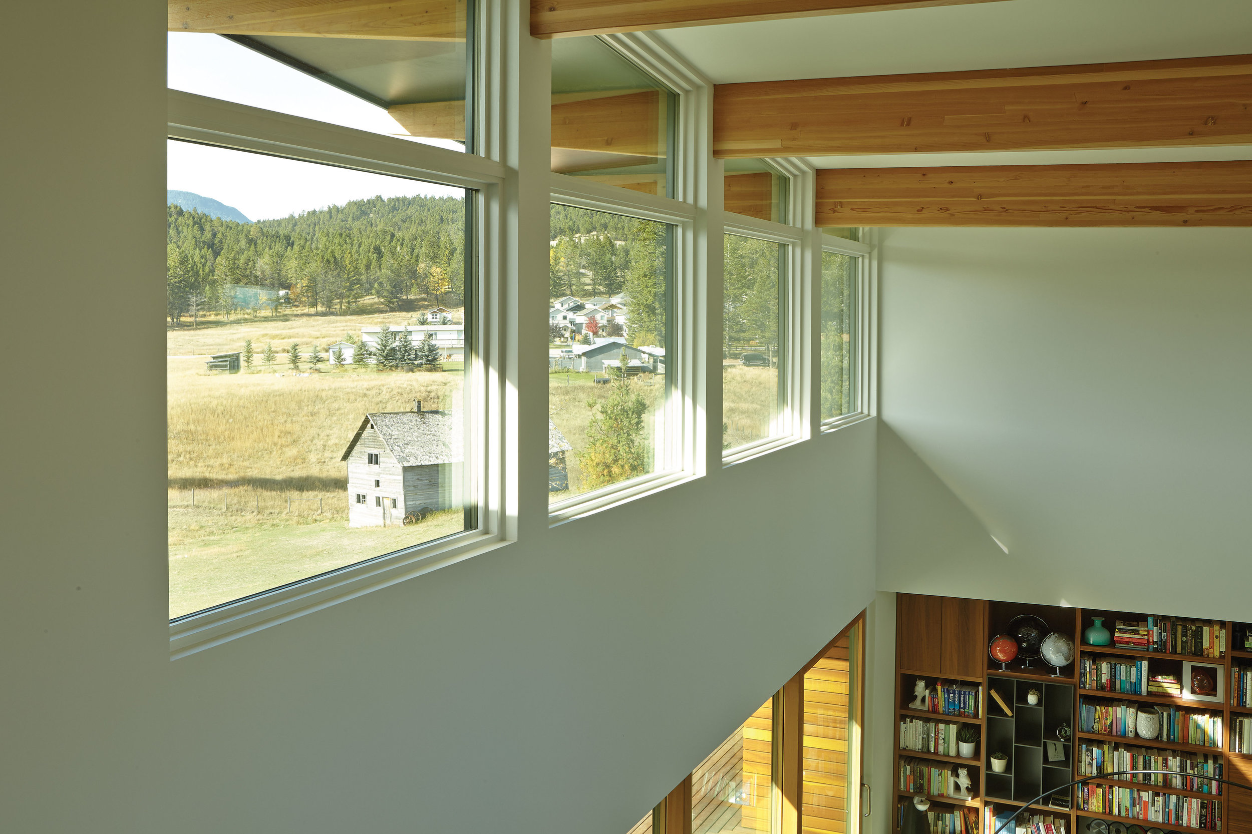 turkel_modern_design_prefab_home_windermere_britishcolumbia_windows.jpg