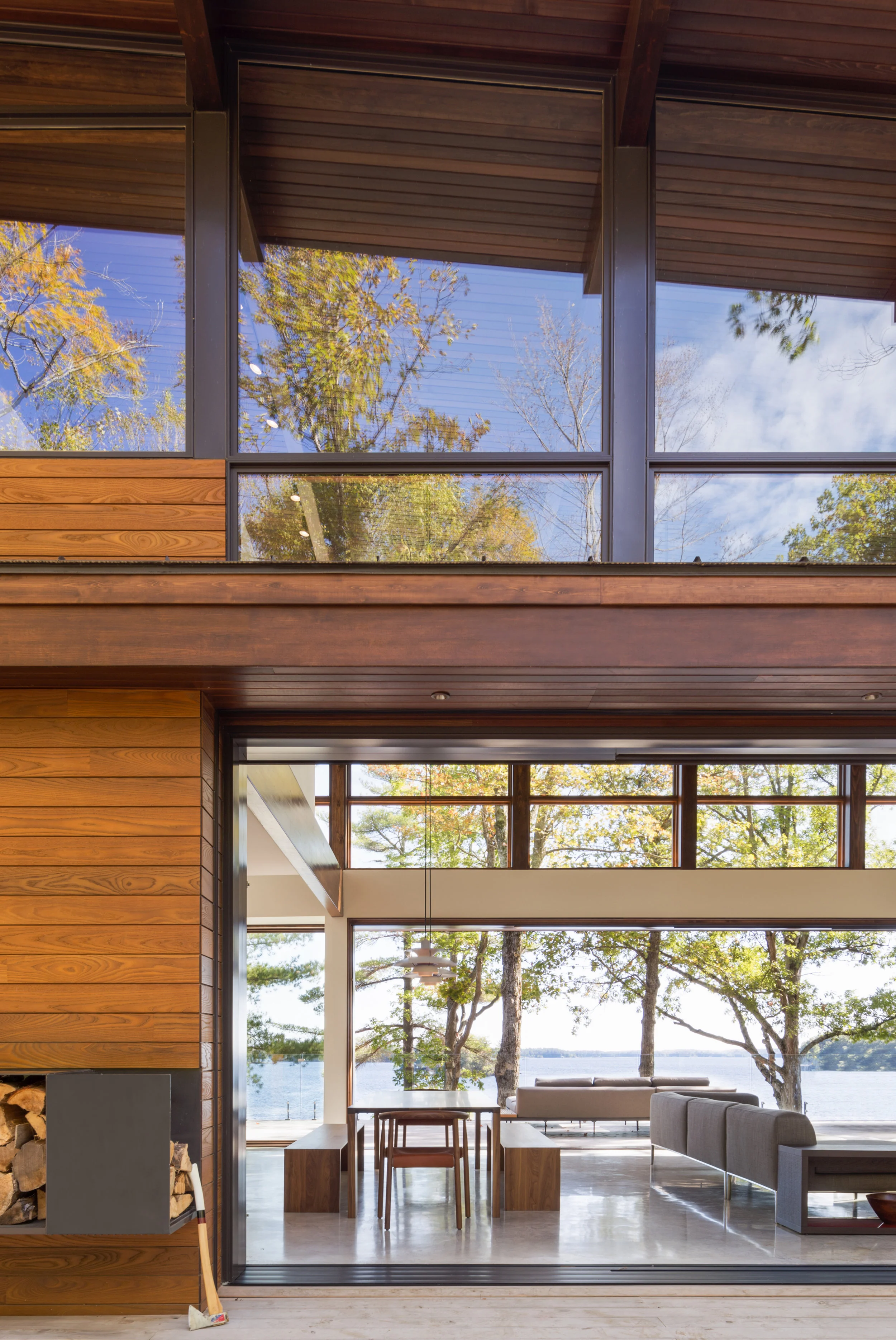 turkel_design_modern_prefab_home_vertical_greatroom.jpg