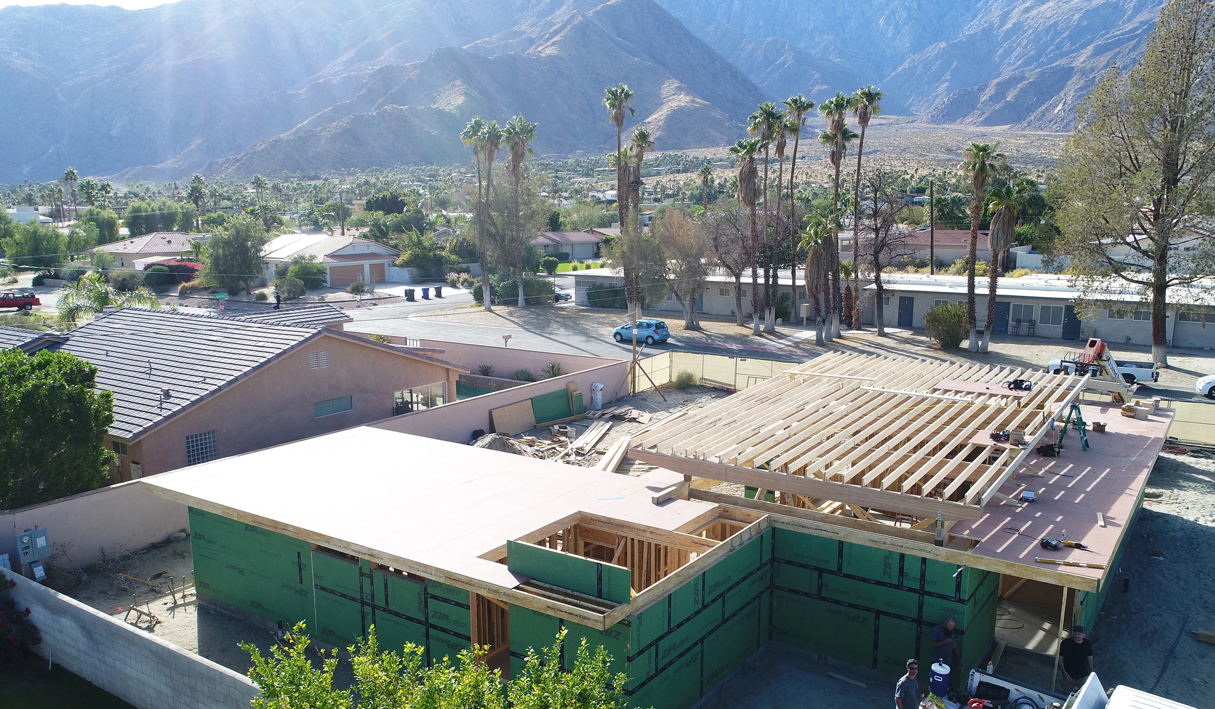 turkel_design_modern_prefab_home_axiomdeserthouse_palmsprings_livinglab_drone_framing.jpg
