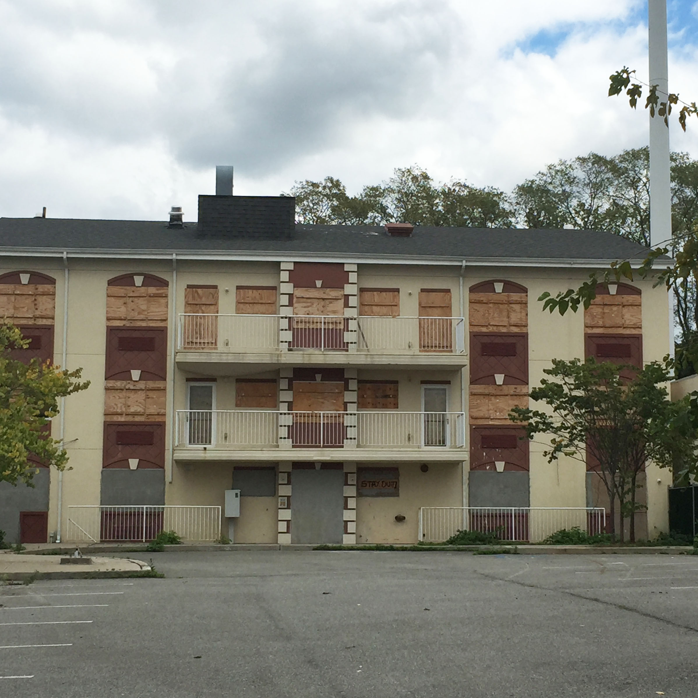  This Main Street residential complex had so many code violations during its construction phase that it never received a certificate of occupancy. &nbsp;It too has stood vacant and boarded up for years. Good news is, a new developer has plans for thi
