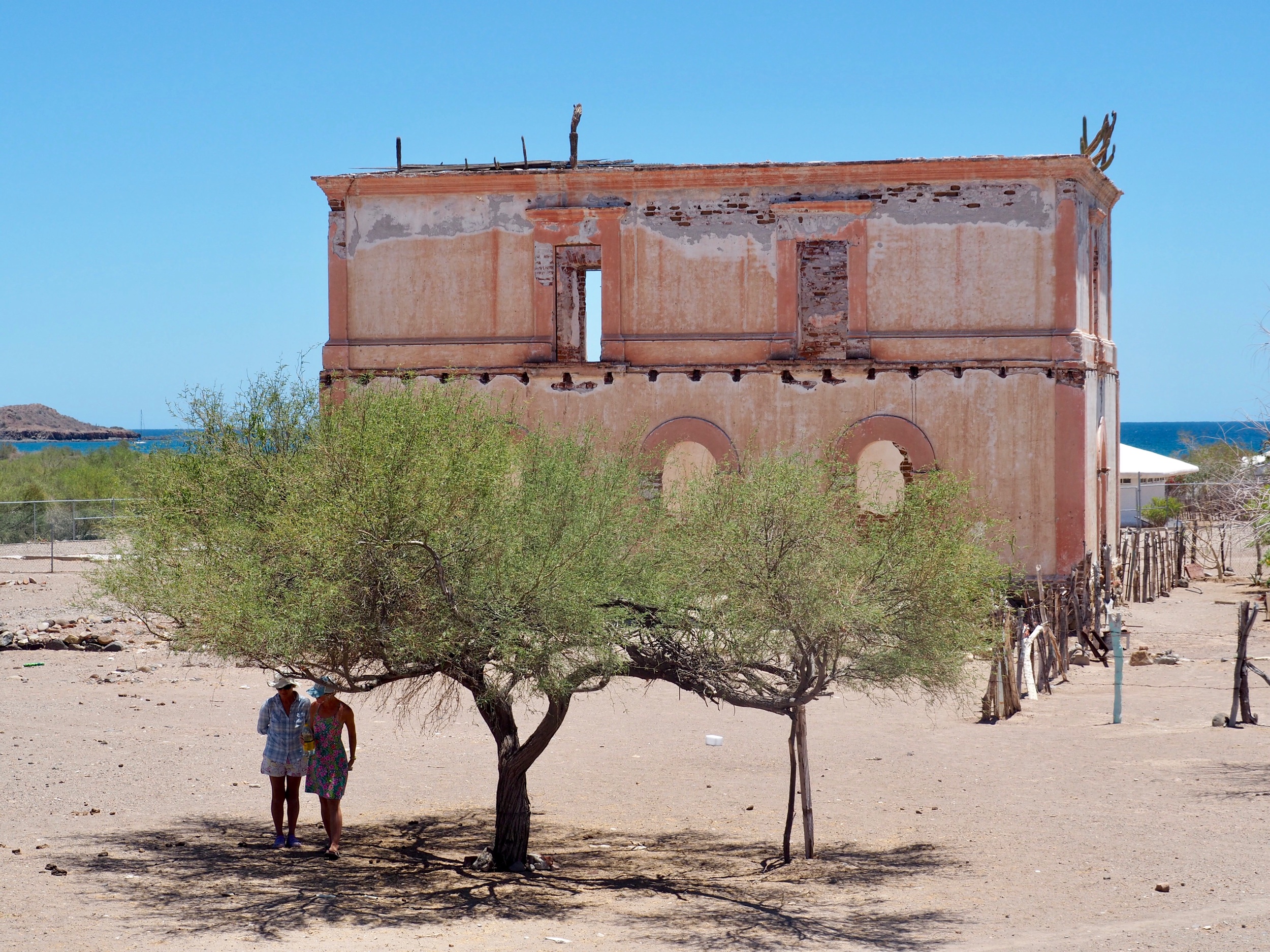 Exploring the tiny village at Timbabiche with our new friend Allison. The ruined home in the background belonged to a pearl diver who once had very a big find. His grandson Santos still lives here and told us the pearl was roughly the size of a golf ball. The inspiration for Steinbeck’s story, perhaps?