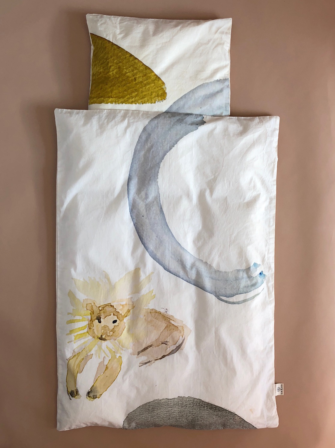 leobabybedding.jpeg