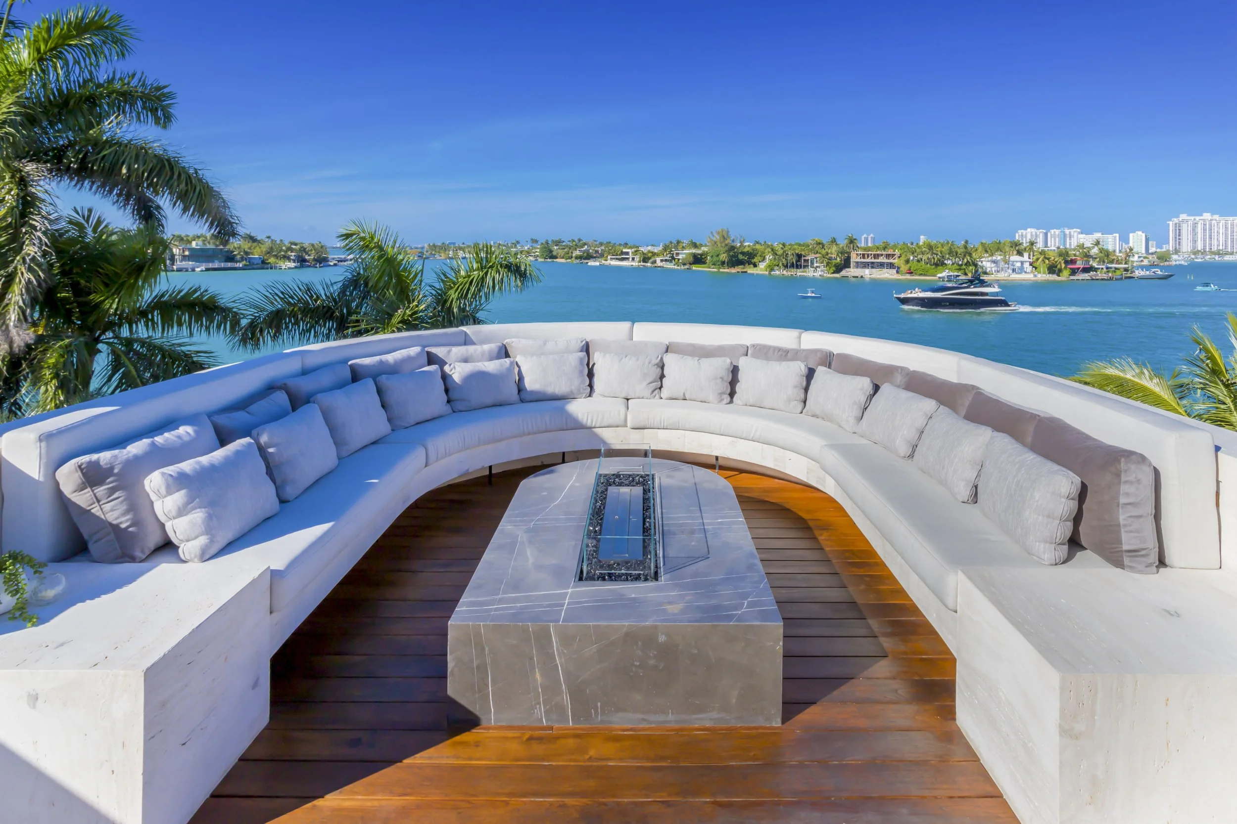 HIBISCUS ISLAND (21).jpg
