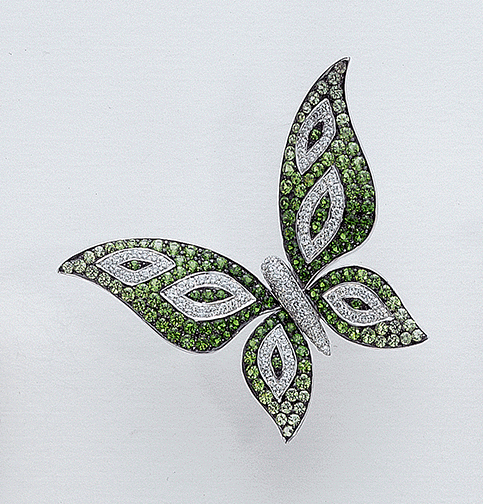 Making jewelry pop