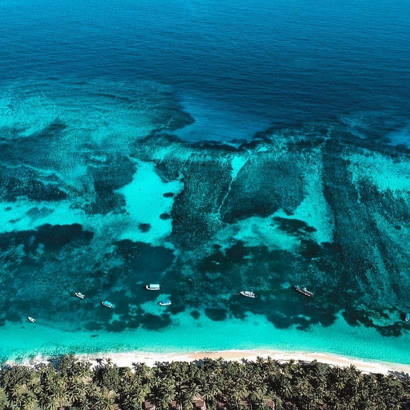 Beautiful warm sunny days and crystal clear ocean.  Lazy Sundays at Tokoriki Island Resort are hard to beat.
*
*
*
Photo: @mrmikechristian 
#covidassurance #fijicare #privatetours #smallgroupadventures #bespokeadventures #bespokeexperiences #instaadv