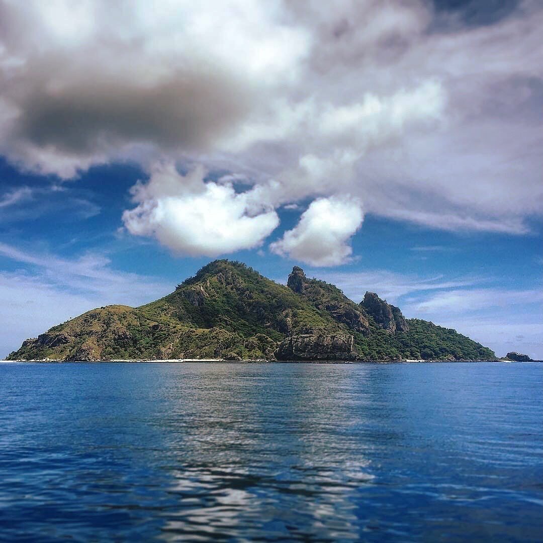 Picture postcard perfect Monuriki Island, just a stone&rsquo;s throw away from Tokoriki Island Resort.  When we welcome you back to Fiji, will this magnificent island be on your bucket list?

Photo: @jays.back 
*
*
*
#covidassurance #fijicare #privat