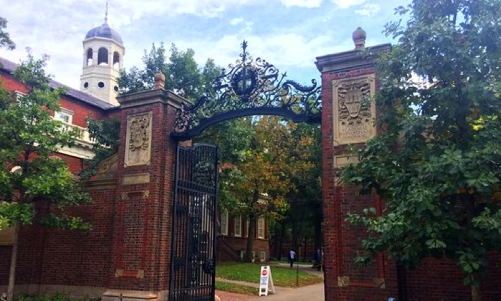 Harvard.jpg