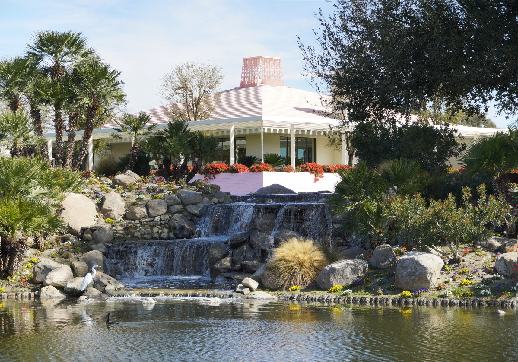 The Architecture of Sunnylands Home, Visitor Center and Gardens - The Annenberg Estate