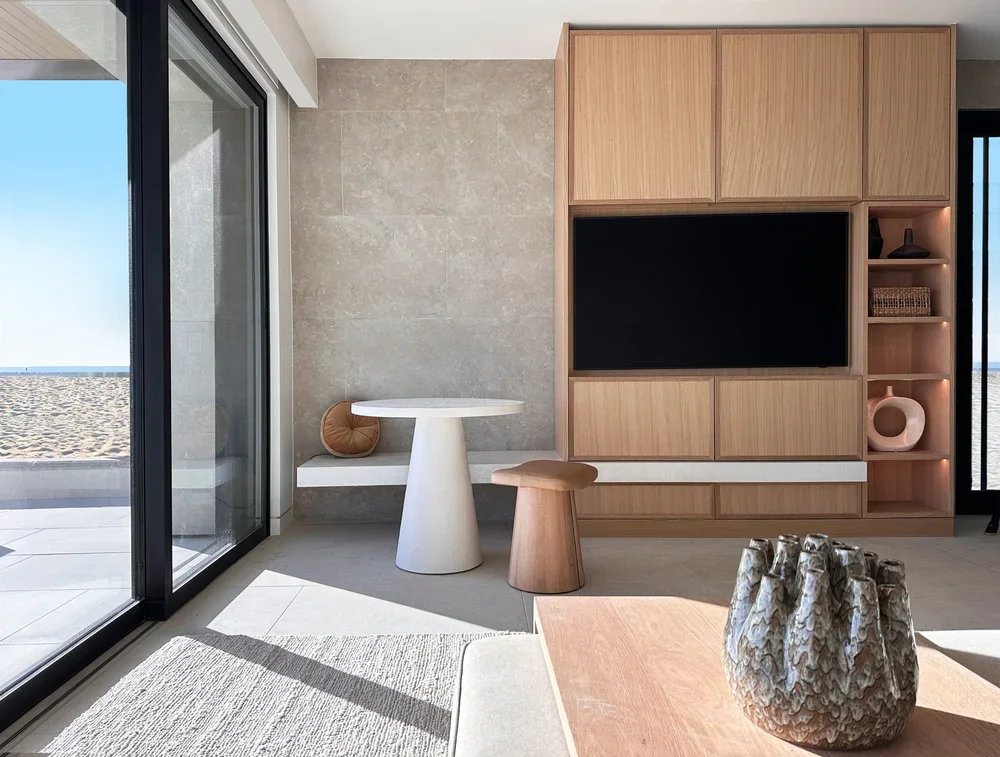 Rost-Architects-Oceanfront-Residence-03.webp