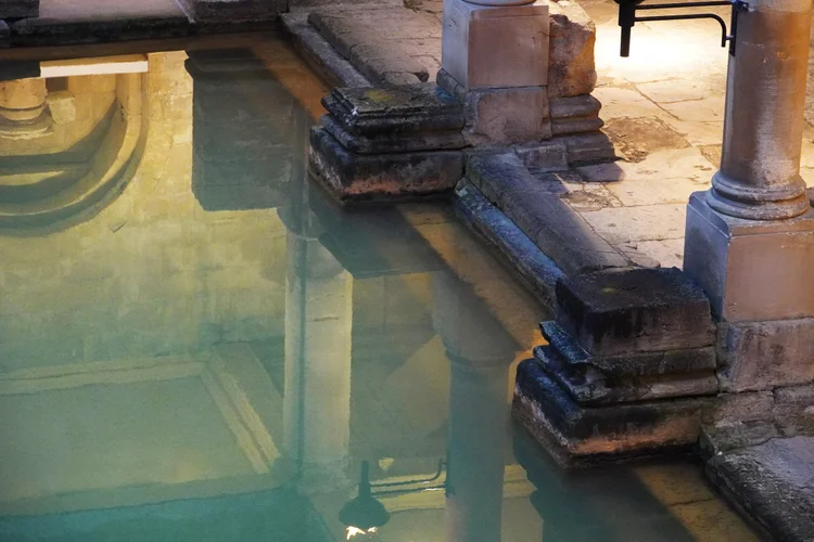 Window From Rome Baths The Story Behind the Architecture and Construction of the Roman Baths ...