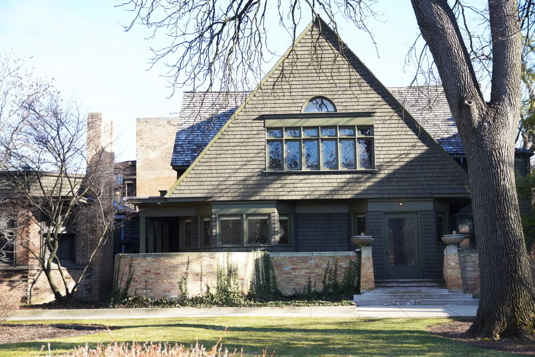 The Story of Frank Lloyd Wright's Oak Park Home and Studio — ROST