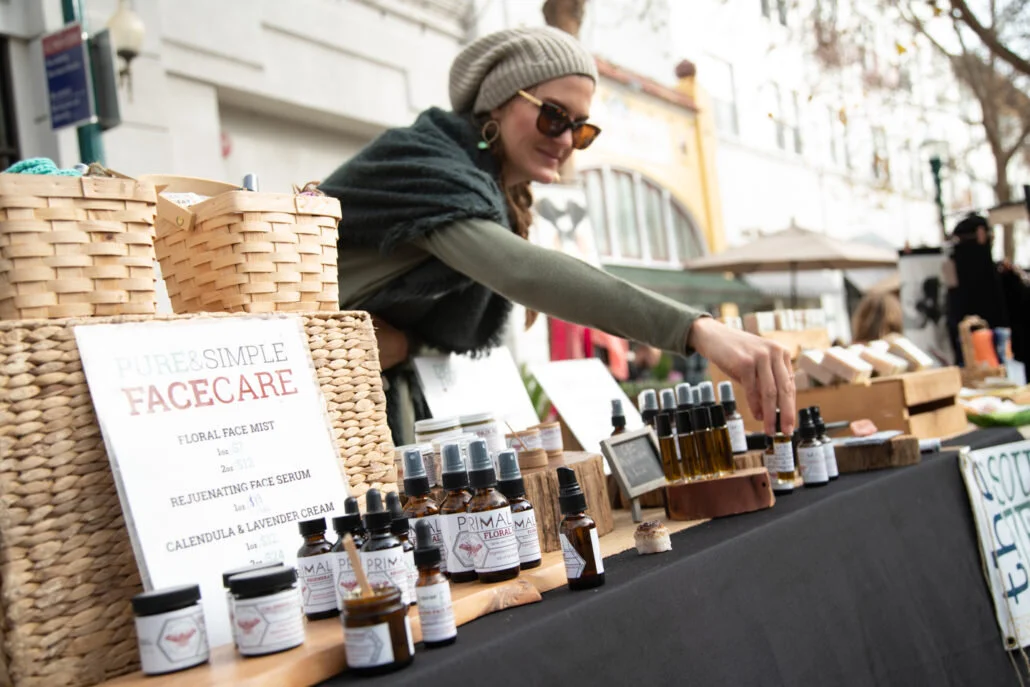 JJT.Makers.Market.December.2018-24-1030x687 (1).jpg