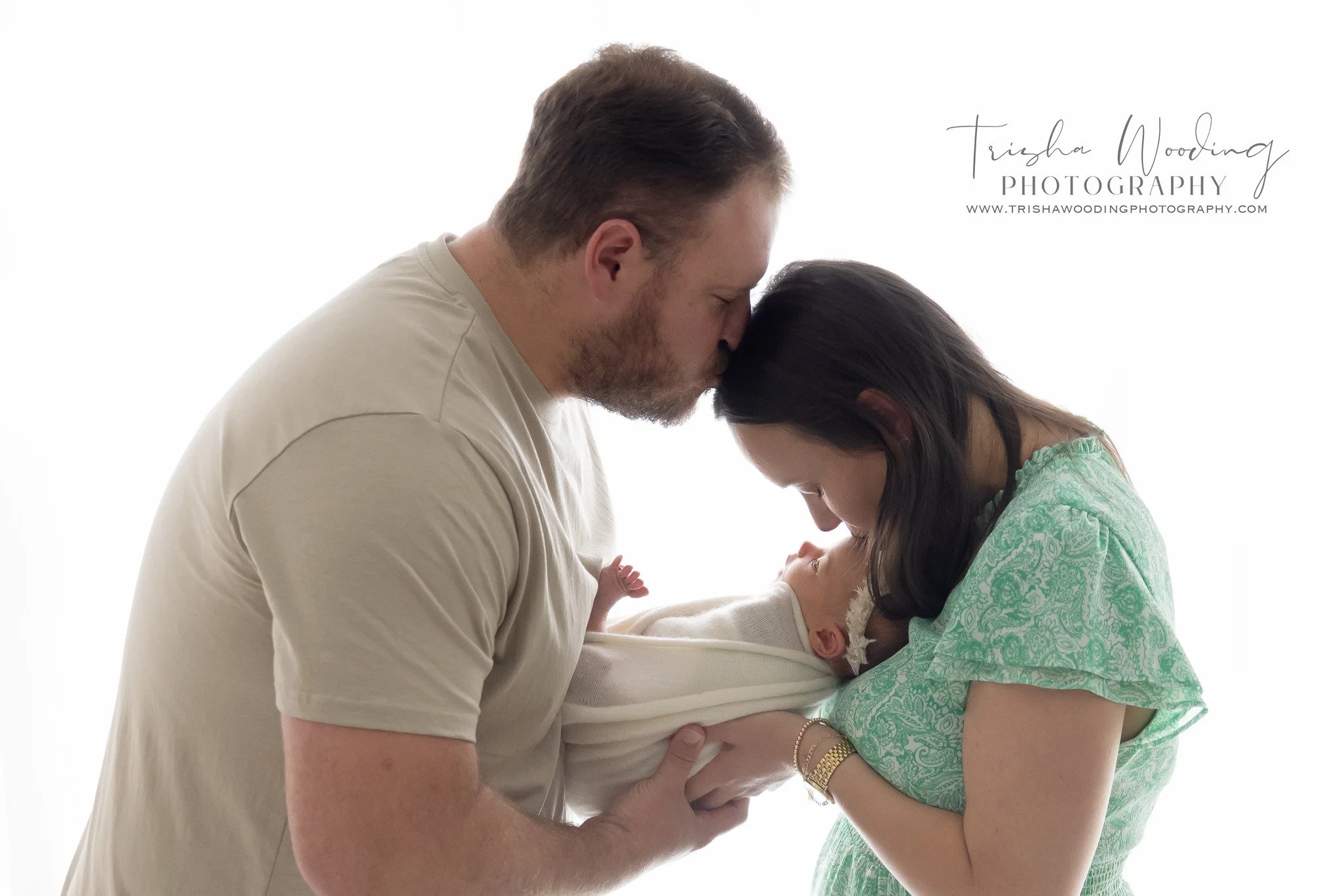 K A Y L A -  2 4  D A Y S

After a couple of delays to our session, Kayla finally came in to the studio today for her newborn photos!

What a gorgeous little cherub she was! After a big feed, a big poo and a big spew, she was ready to be wrapped, and