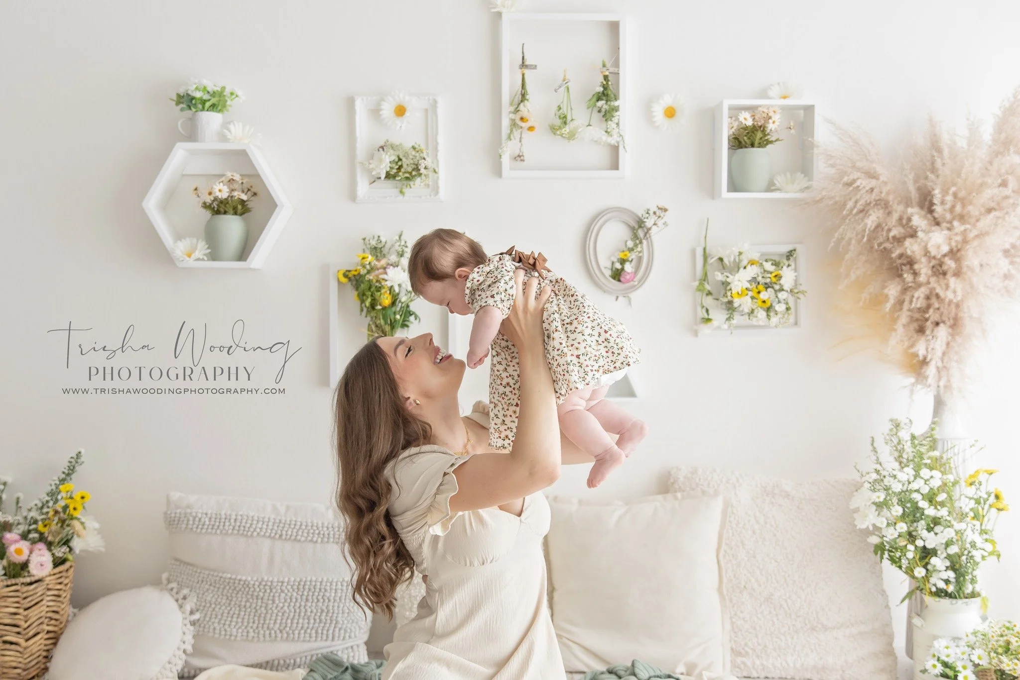 Little baby Layla came in with her mum and nan today (oh and we let the boys in for a photo or two as well) and stole our hearts with her cuteness!!

At just 4 month old, she is clearly the light of her beautiful families lives, and it was so lovely 