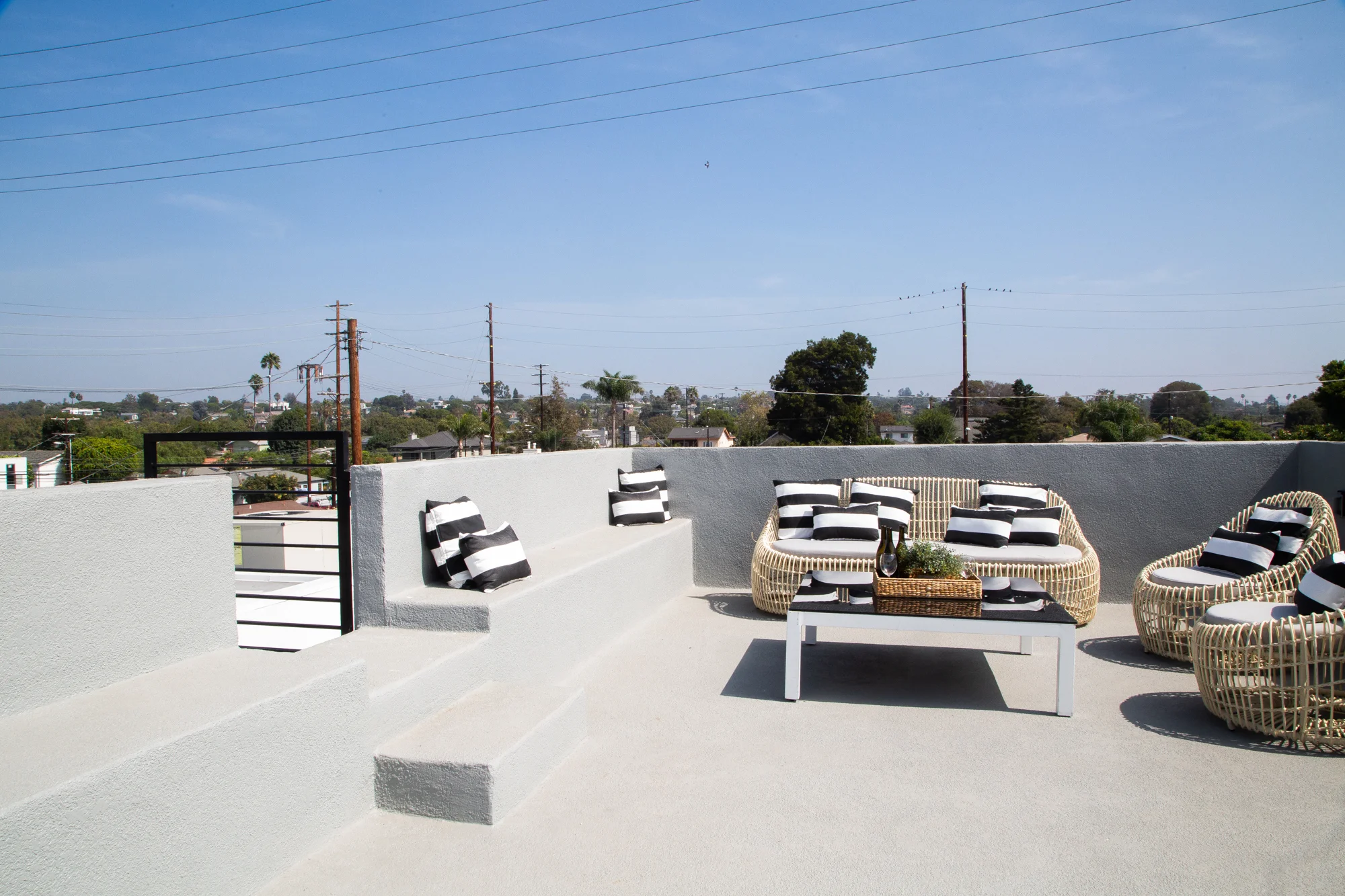 1915-Walgrove-Ave-49.jpg