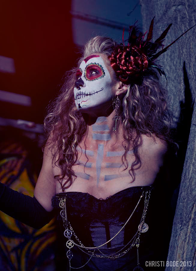  A collaboration with AK Studio featuring a Dia De Los Muertos inspired shoot. 