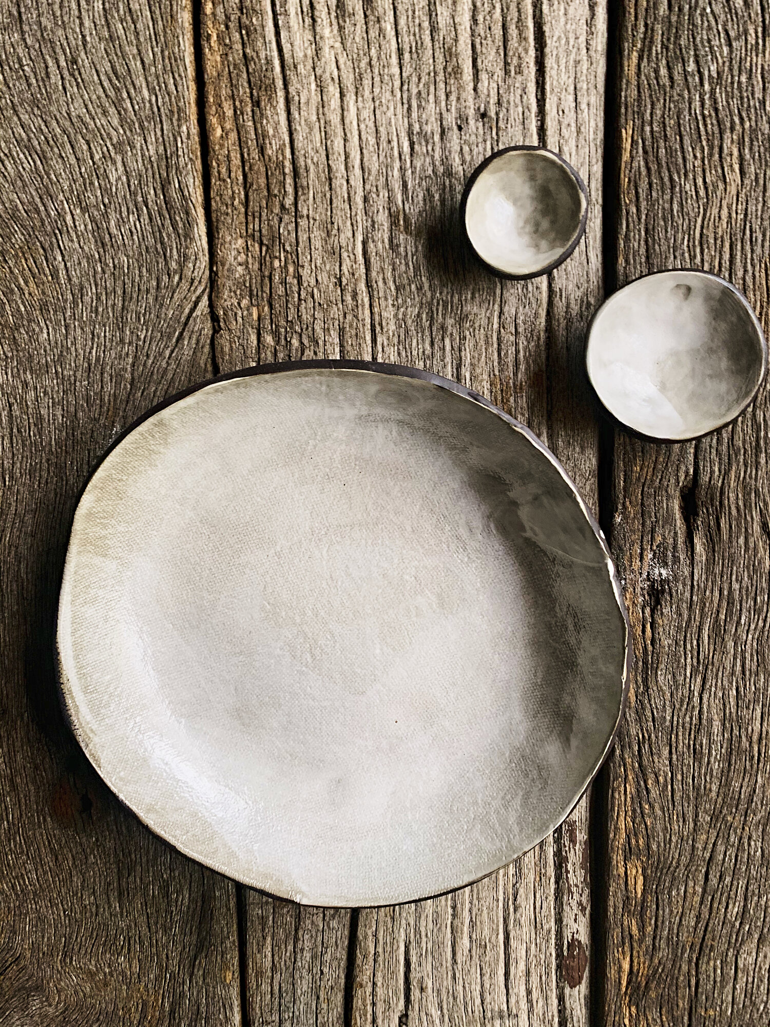 wonky linen bowl set