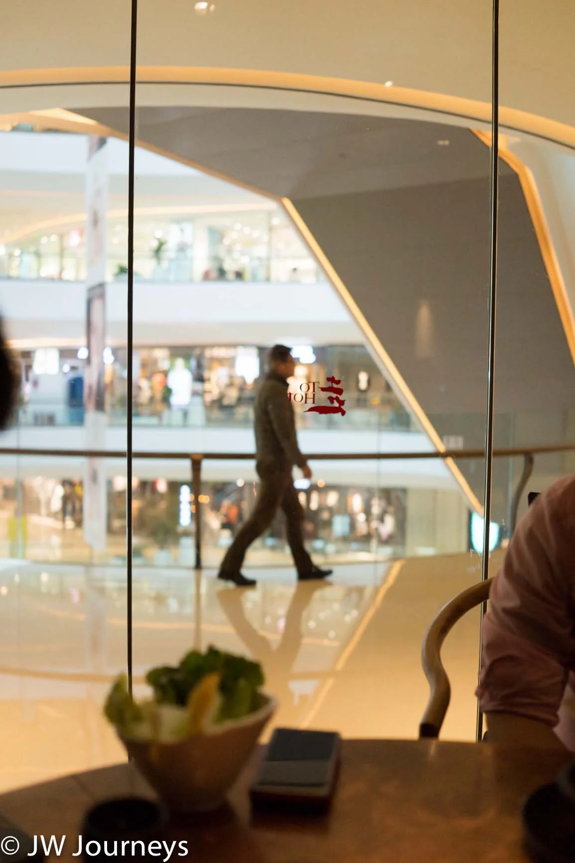 ToHot hotpot 土火  interior