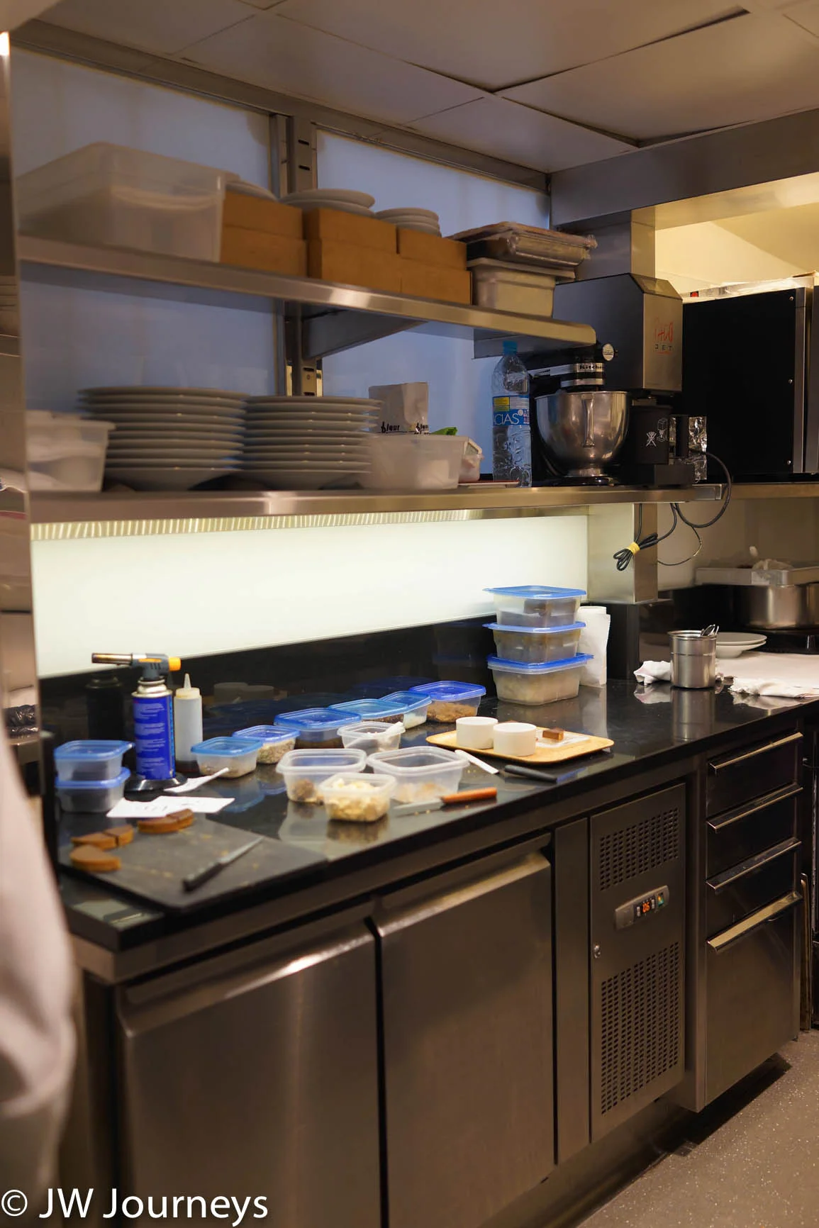 Passage 53 kitchen desert station