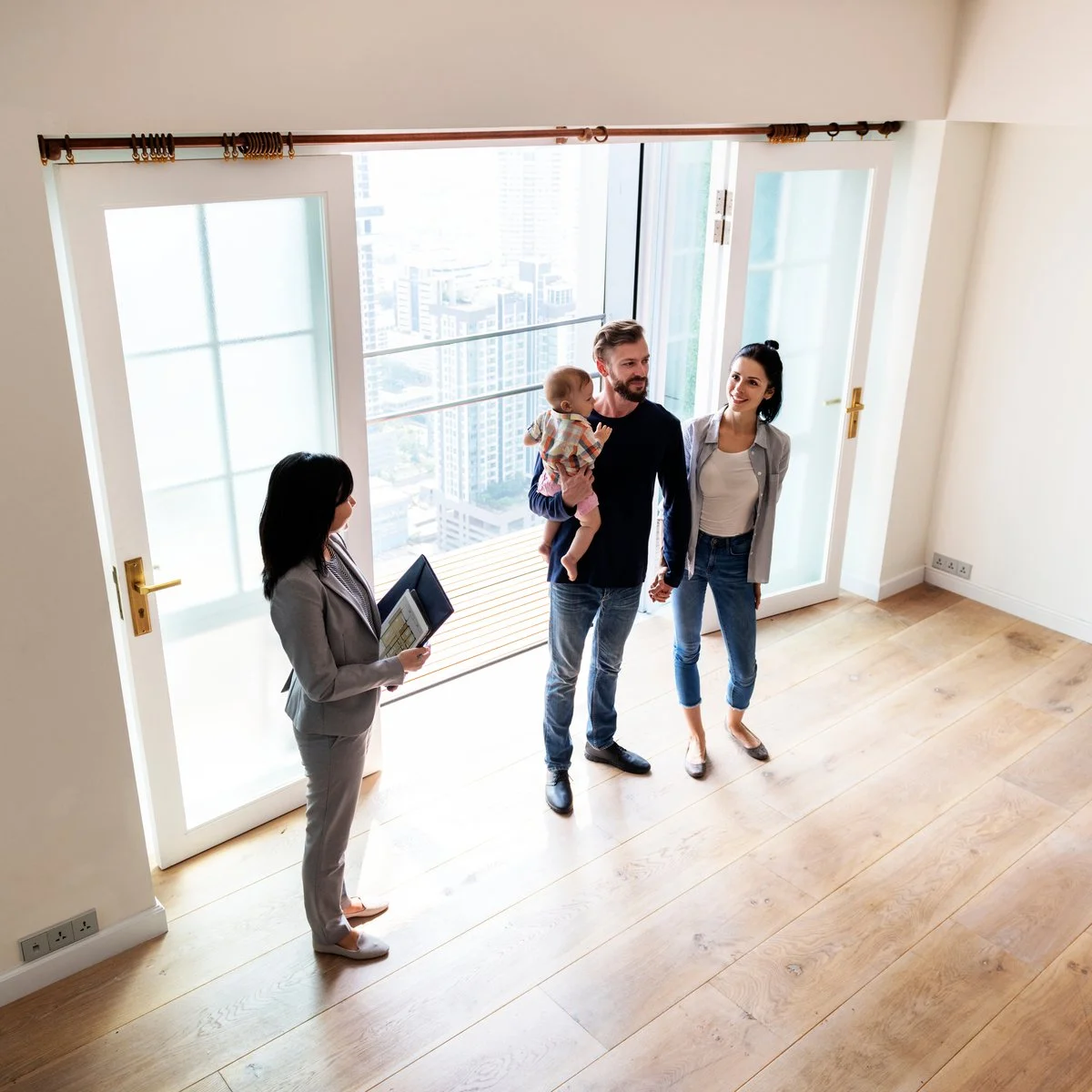 7 Questions to Ask at an Open House That Uncover the Truth