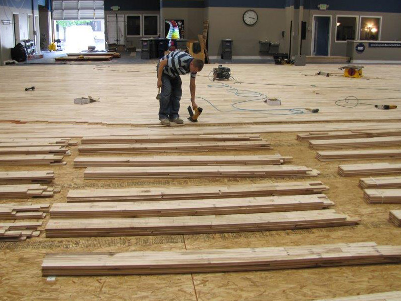 gym-floor-installing-1.jpg